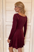 Lillia | Timeless Velvet Dress